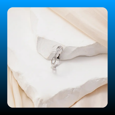 Moissanite Unisex Chained Ring