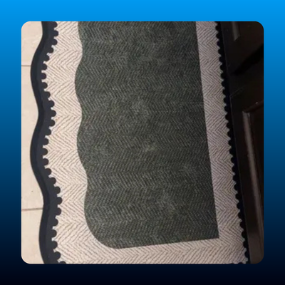Green Scalloped Bath Mat