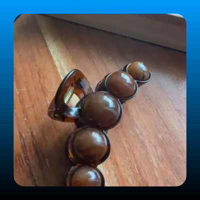 Bubble Ball Hair Clip