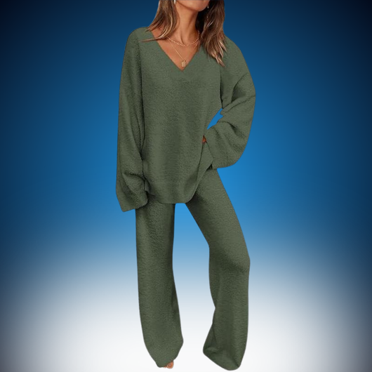 Women’s Cozy Knit Lounge Set